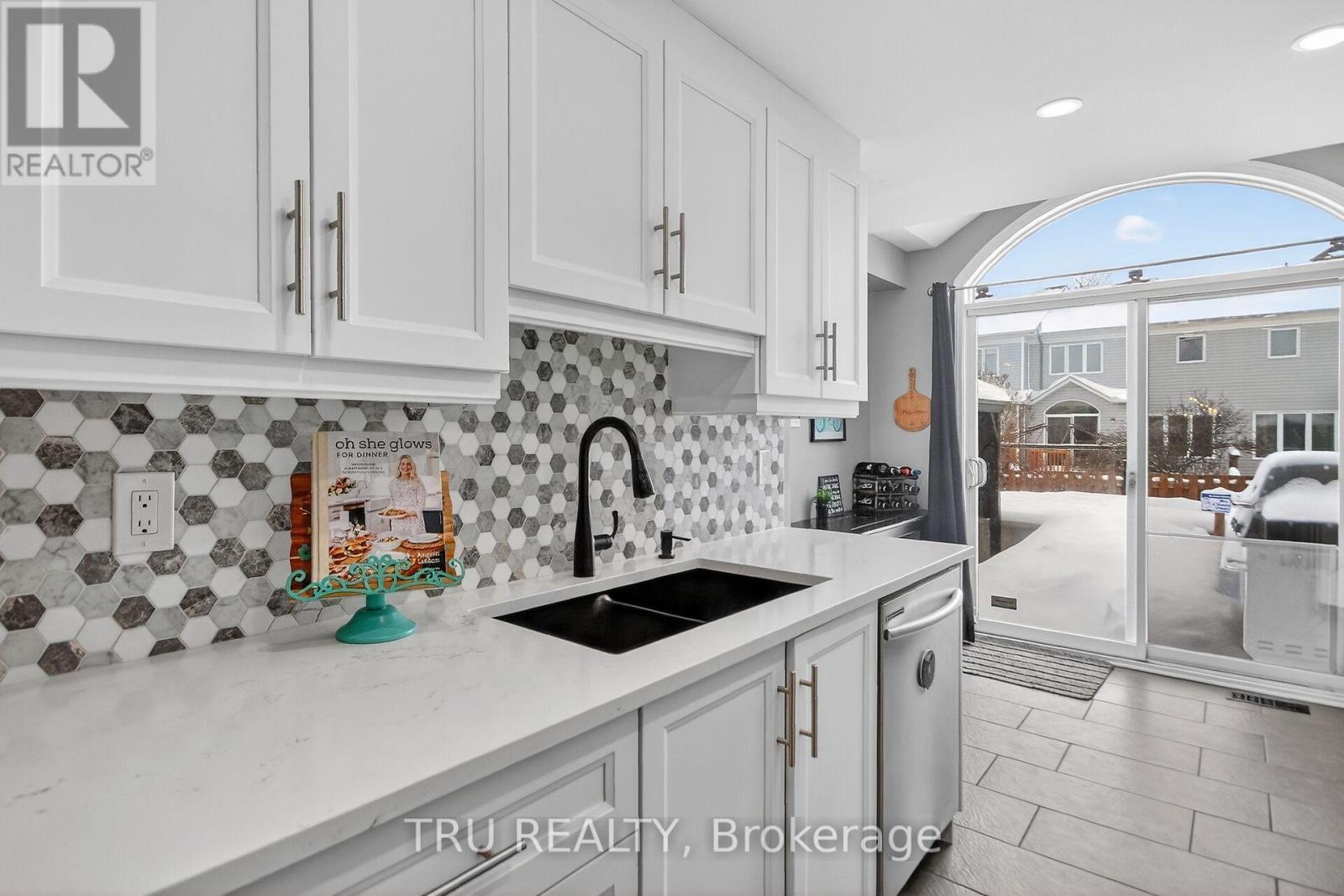 2190 Lavoie Street, Ottawa, Ontario  K4A 4W2 - Photo 14 - X12672606