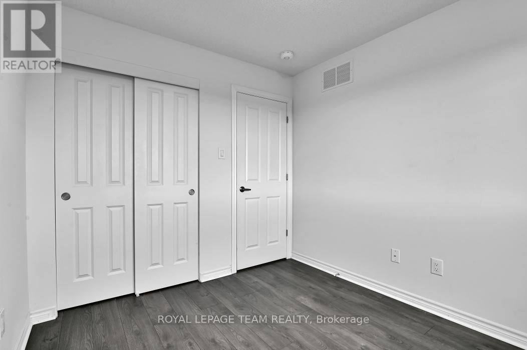 72 Barn Swallow Private, Ottawa, Ontario  K4M 0H5 - Photo 20 - X12672658