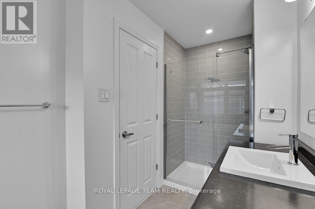 72 Barn Swallow Private, Ottawa, Ontario  K4M 0H5 - Photo 26 - X12672658