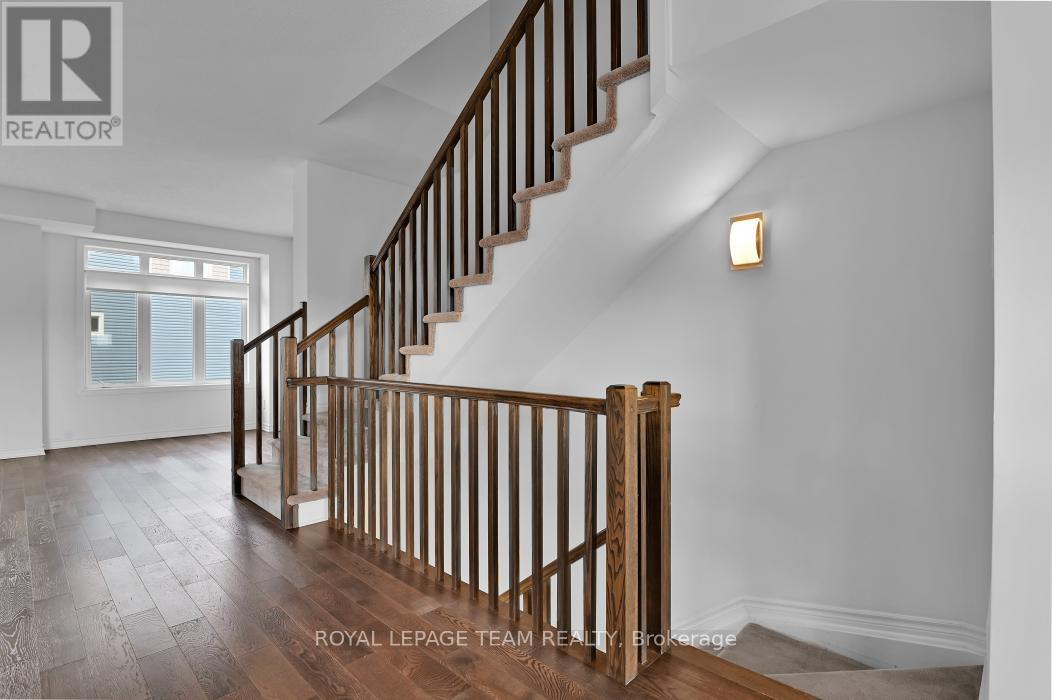 72 Barn Swallow Private, Ottawa, Ontario  K4M 0H5 - Photo 7 - X12672658