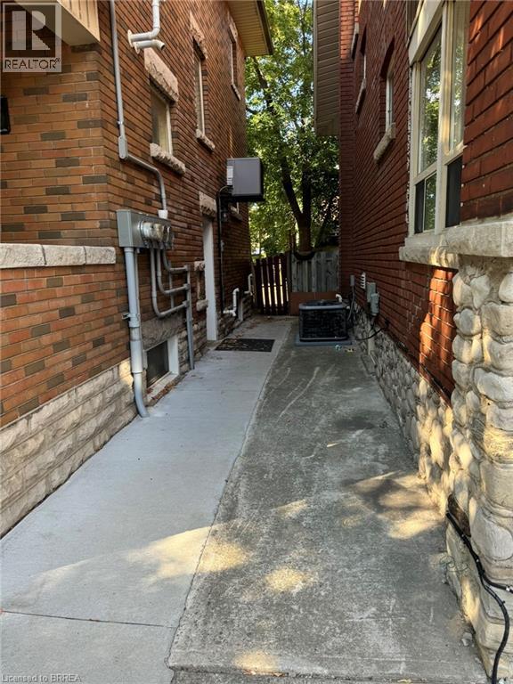 266 Dalhousie Street Unit# Lower, Brantford, Ontario  N3S 3V2 - Photo 2 - 40795870