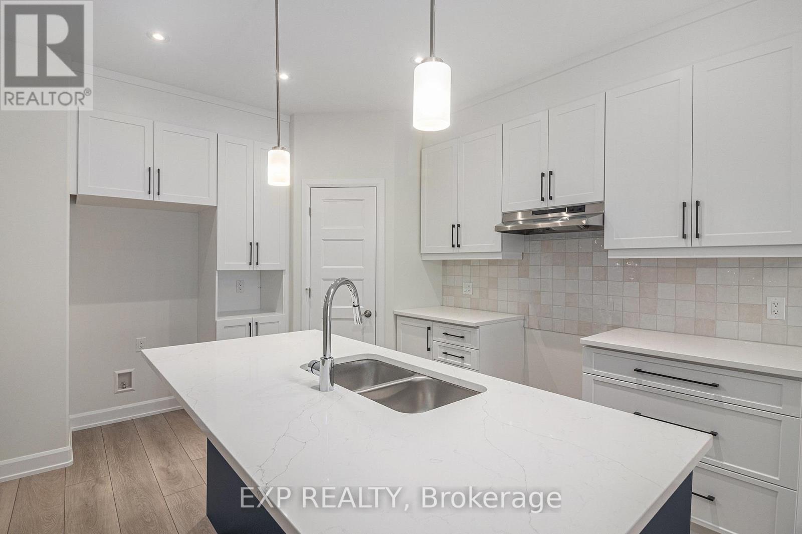 914 Chablis Crescent, Russell, Ontario  K0A 1W0 - Photo 10 - X12672786