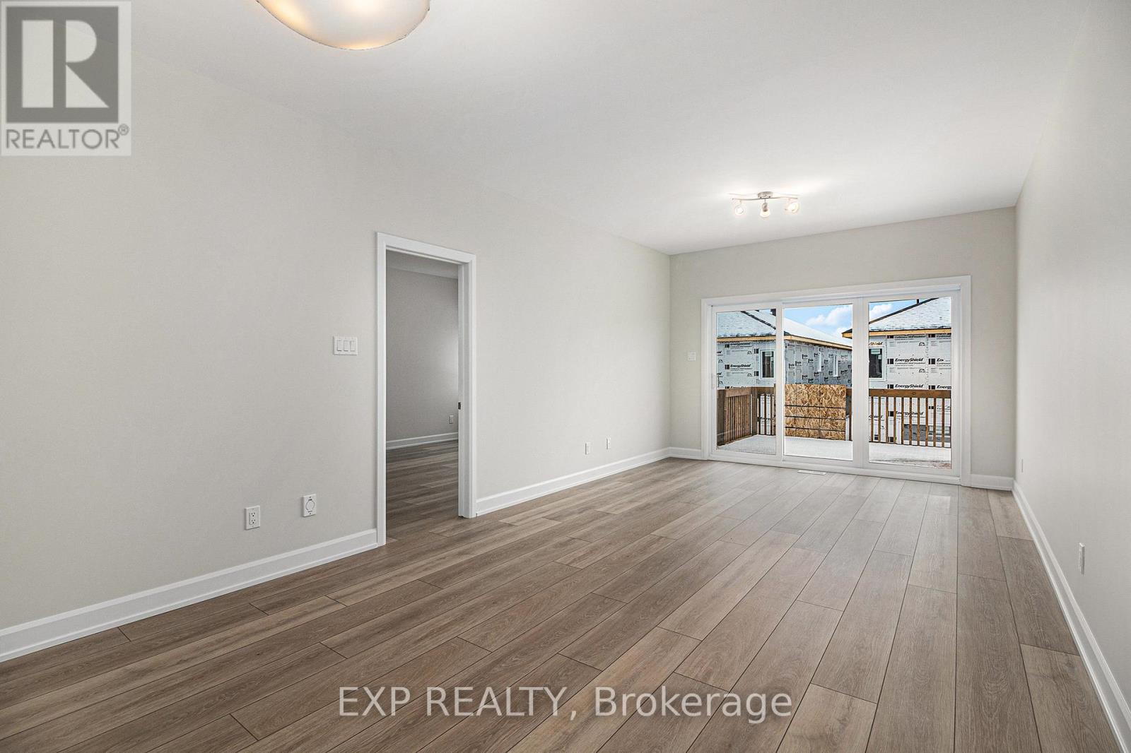 914 Chablis Crescent, Russell, Ontario  K0A 1W0 - Photo 6 - X12672786