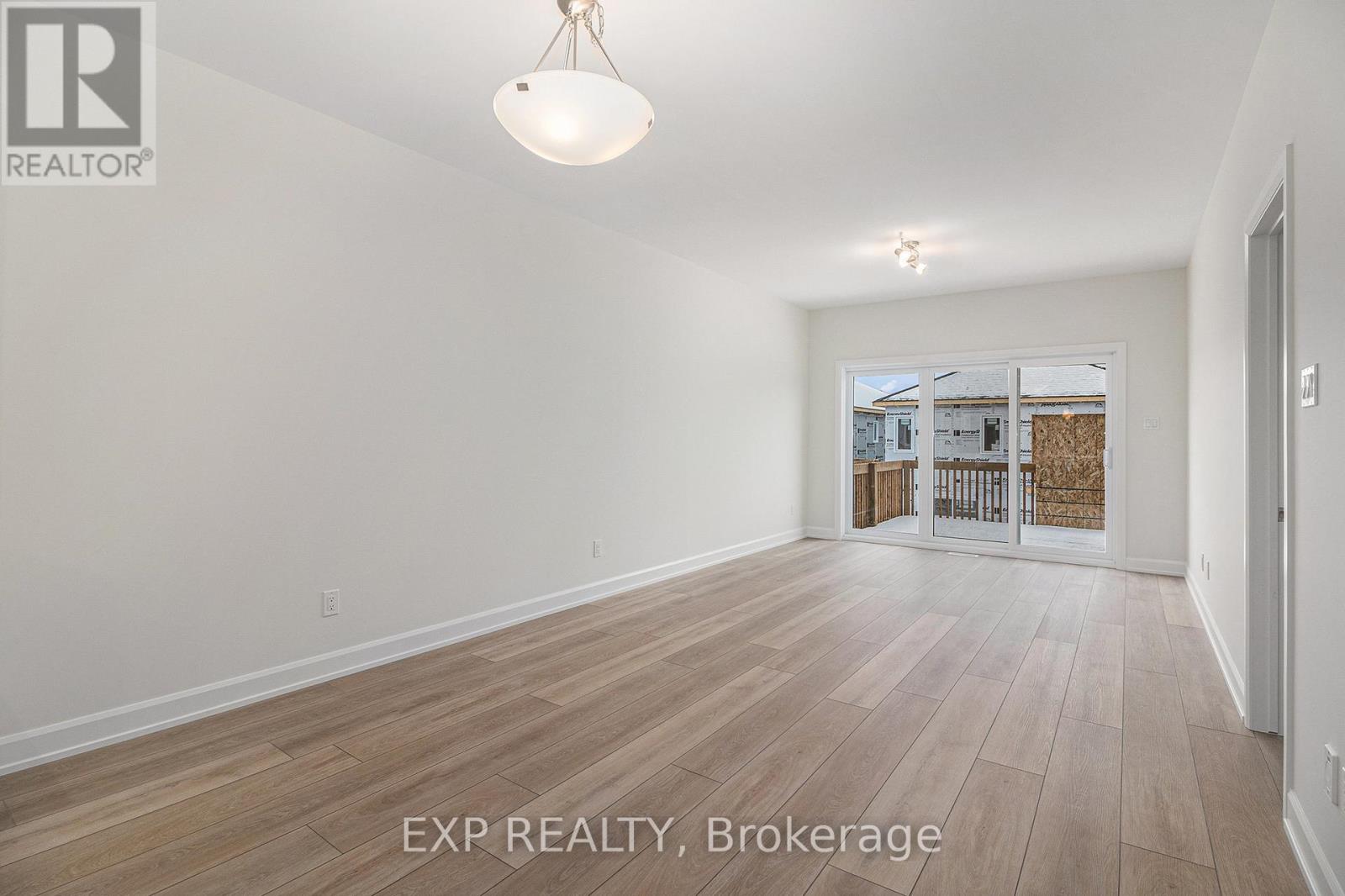 914 Chablis Crescent, Russell, Ontario  K0A 1W0 - Photo 7 - X12672786