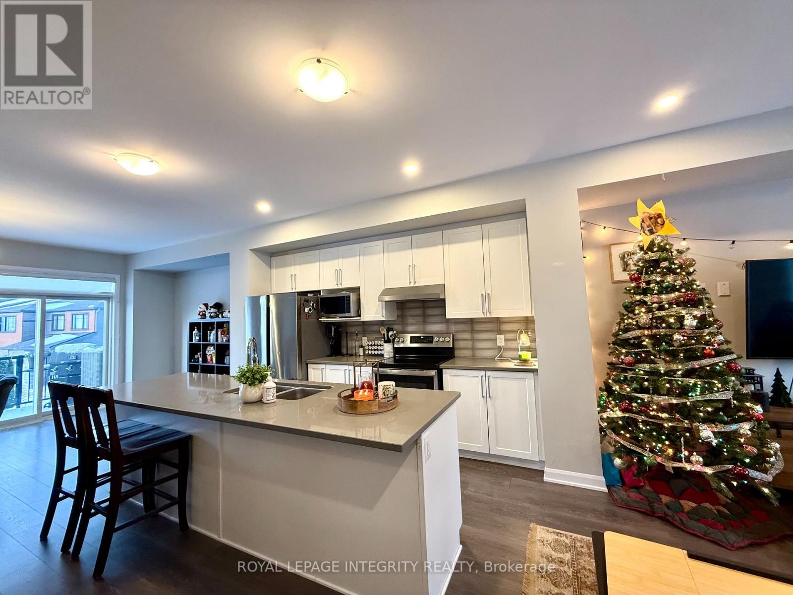 1079 Speedvale Court, Ottawa, Ontario  K2T 0P6 - Photo 16 - X12672854