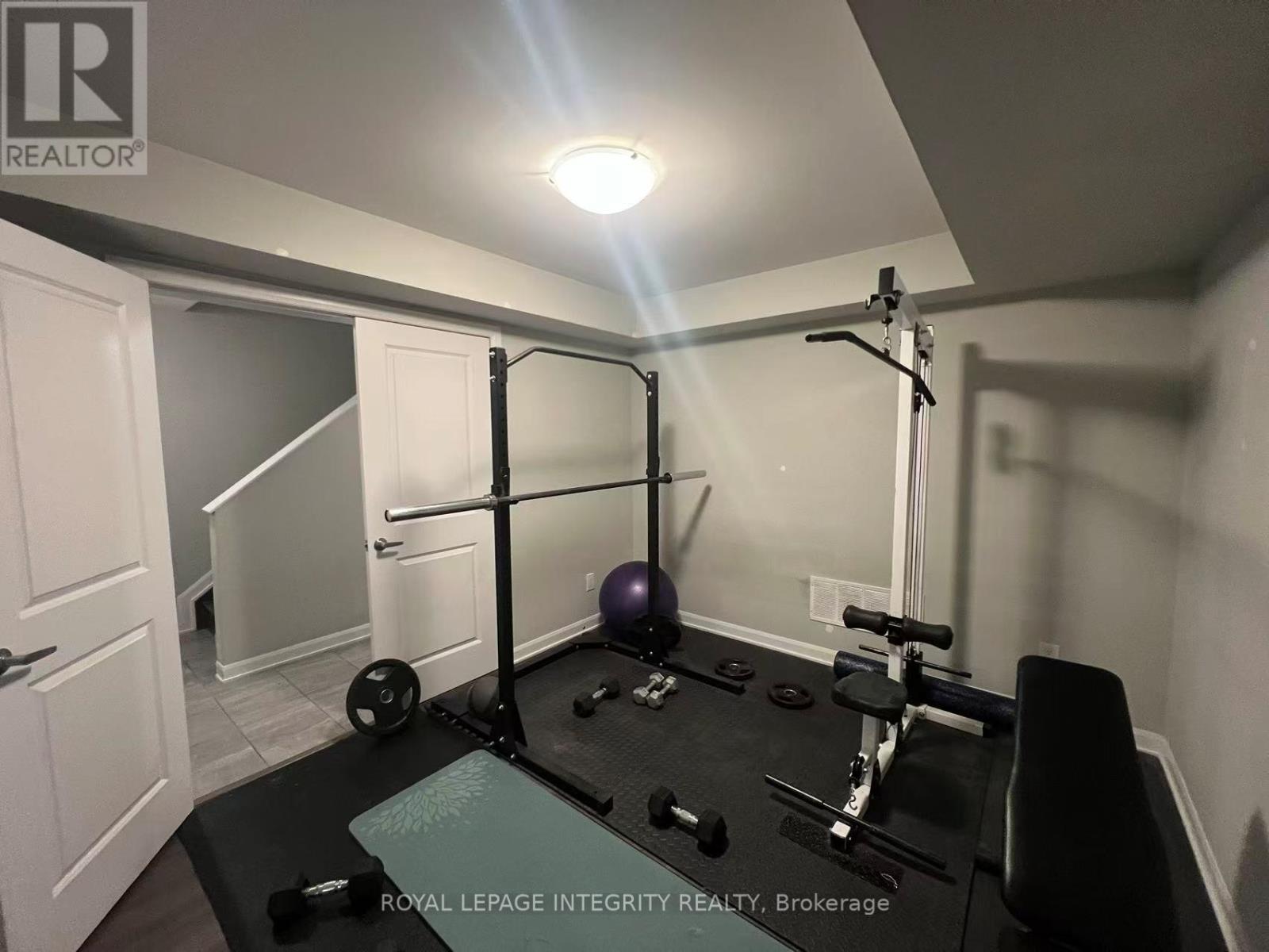 1079 Speedvale Court, Ottawa, Ontario  K2T 0P6 - Photo 19 - X12672854