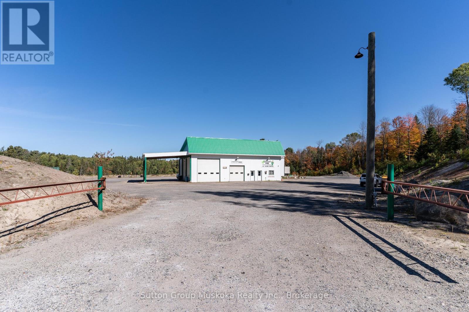 1891 Emsdale Road N, Perry, Ontario  P0A 1J0 - Photo 2 - X12672774