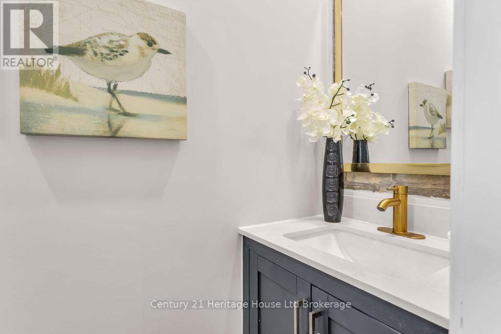 209 Victoria Street, Ingersoll, Ontario  N5C 2N2 - Photo 12 - X12672852