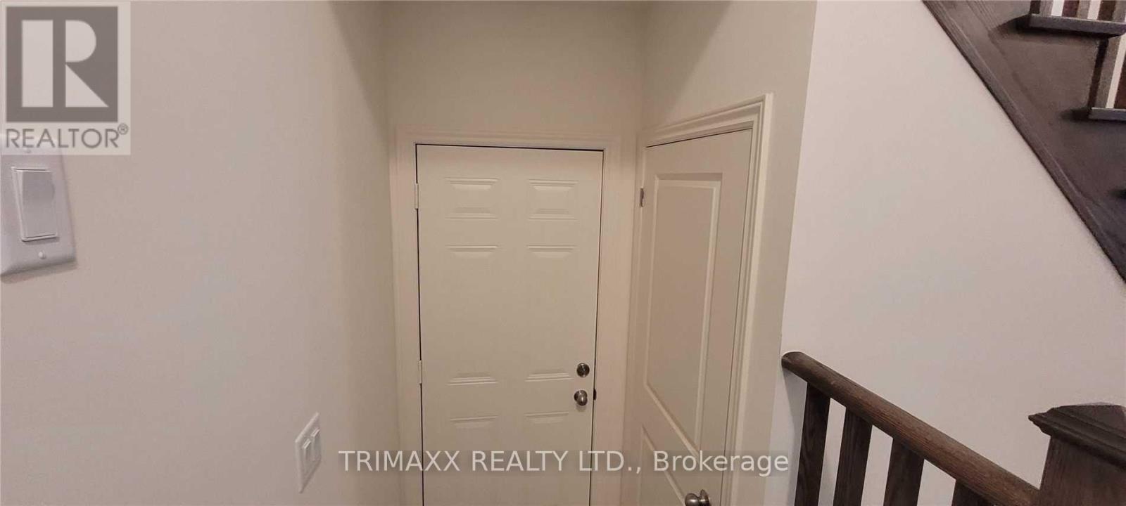 9 Truffle Court, Brampton (Northwest Brampton), Ontario  L7A 5A6 - Photo 11 - W12671900