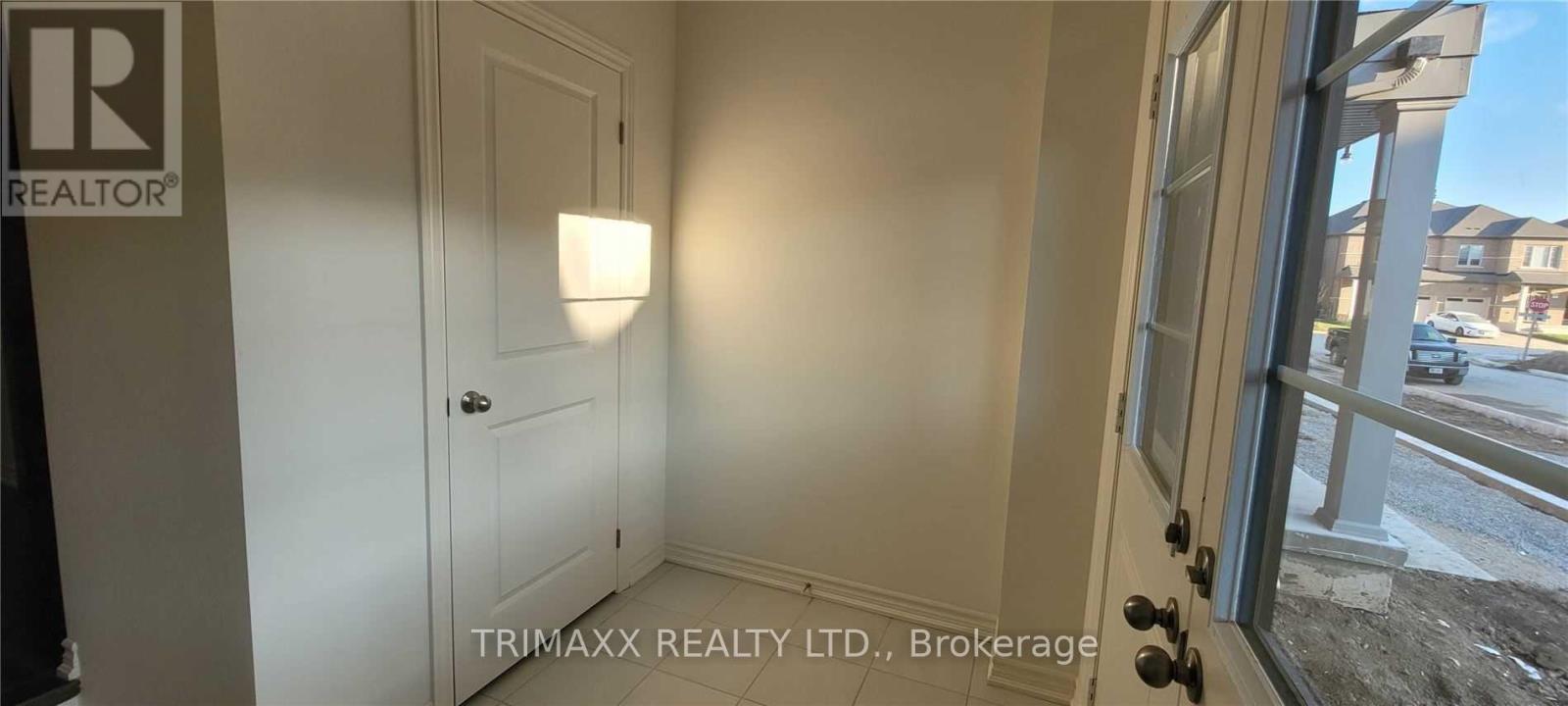 9 Truffle Court, Brampton (Northwest Brampton), Ontario  L7A 5A6 - Photo 31 - W12671900