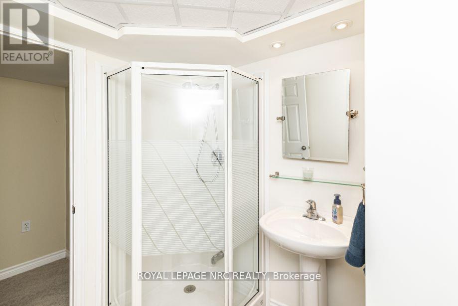 105 Northernbreeze Street, Hamilton, Ontario  L0R 1W0 - Photo 17 - X12671494