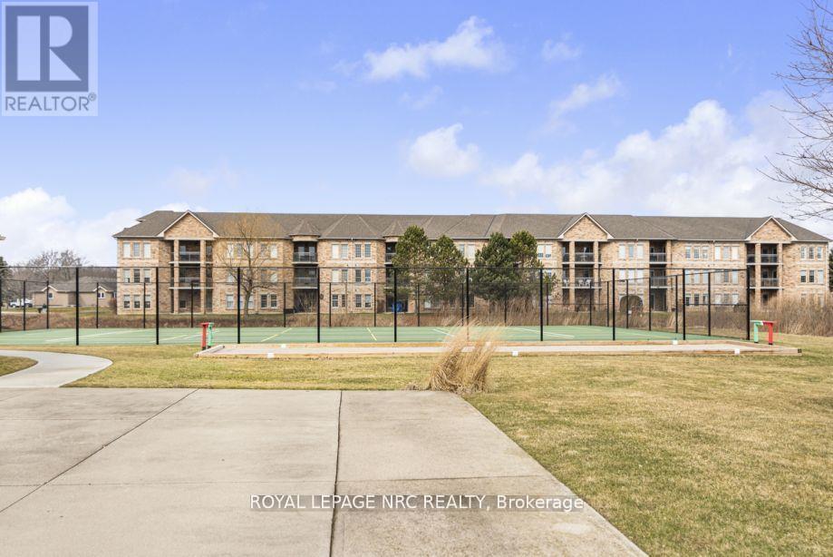 105 Northernbreeze Street, Hamilton, Ontario  L0R 1W0 - Photo 35 - X12671494