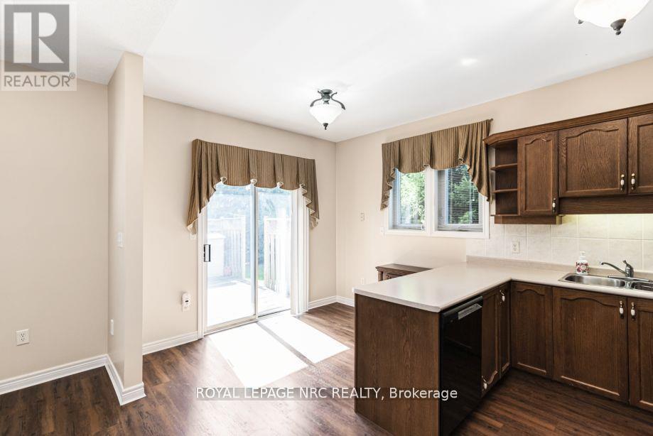 105 Northernbreeze Street, Hamilton, Ontario  L0R 1W0 - Photo 9 - X12671494