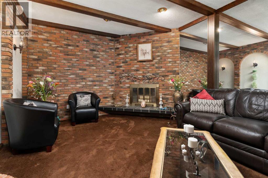 3810 64 Street, Camrose, Alberta T4V 2Z2 - Photo 3 - A2269371