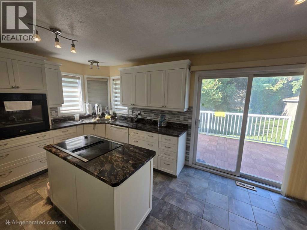 10722 91 Street, Peace River, Alberta  T8S 1R1 - Photo 10 - A2276564