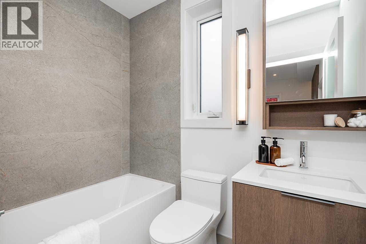 2462 Adanac Street, Vancouver, British Columbia  V5K 2M4 - Photo 17 - R3062940