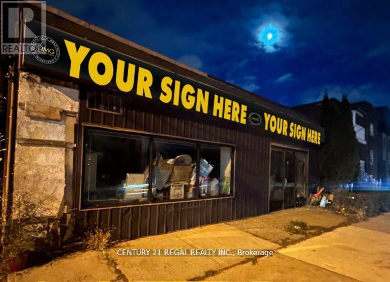 545 VAUGHAN ROAD, Toronto, Ontario