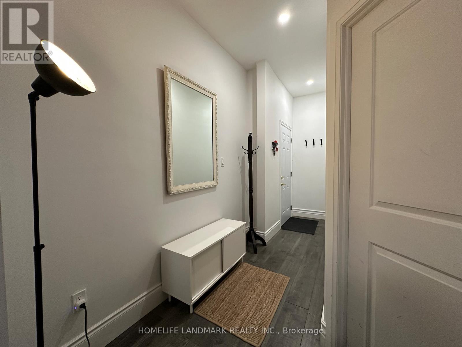 Main - 20 Concord Avenue, Toronto, Ontario  M6H 2P1 - Photo 6 - C12672600