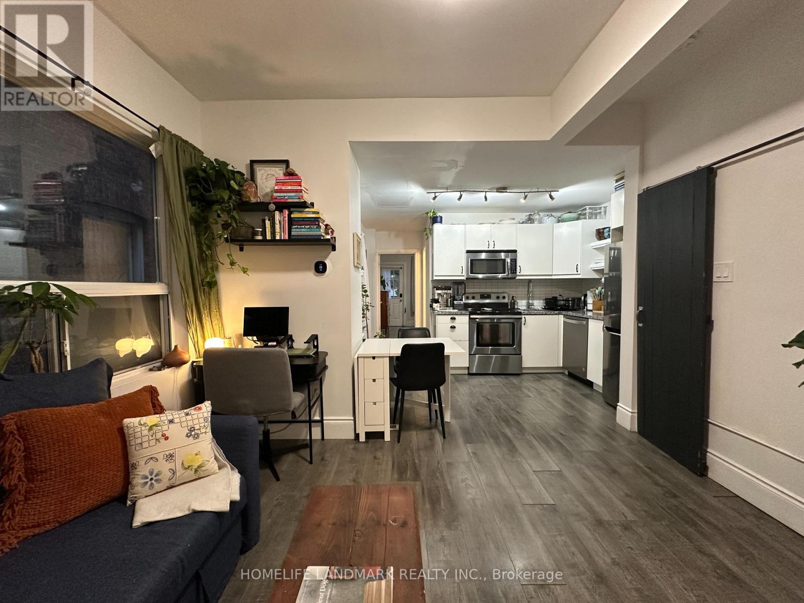 Main - 20 Concord Avenue, Toronto, Ontario  M6H 2P1 - Photo 7 - C12672600