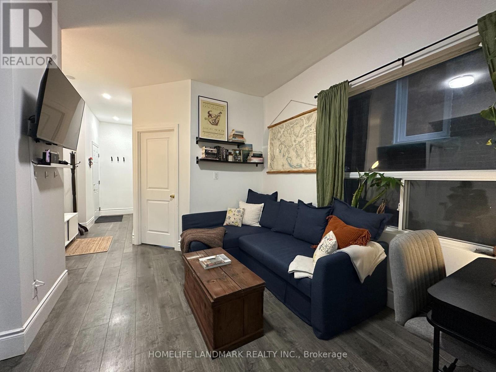 Main - 20 Concord Avenue, Toronto, Ontario  M6H 2P1 - Photo 8 - C12672600