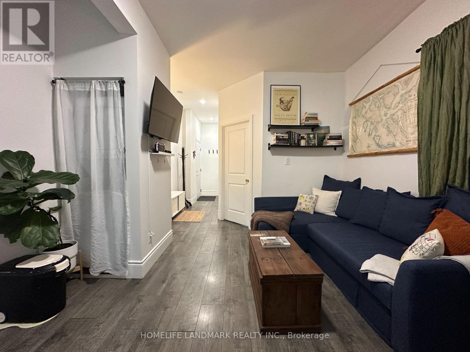 Main - 20 Concord Avenue, Toronto, Ontario  M6H 2P1 - Photo 9 - C12672600