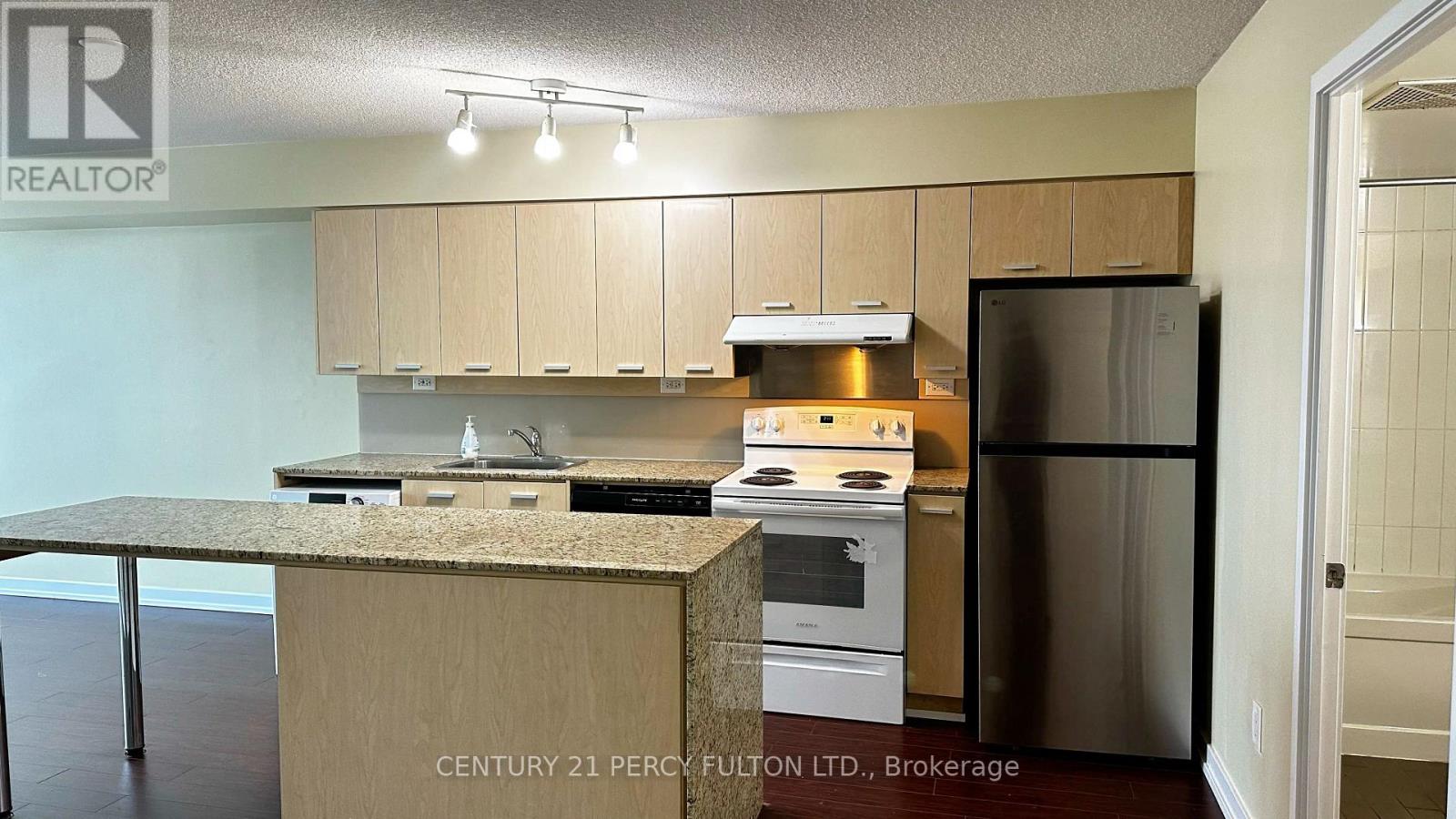 507 - 15 Singer Court, Toronto, Ontario  M2K 0B4 - Photo 3 - C12672612