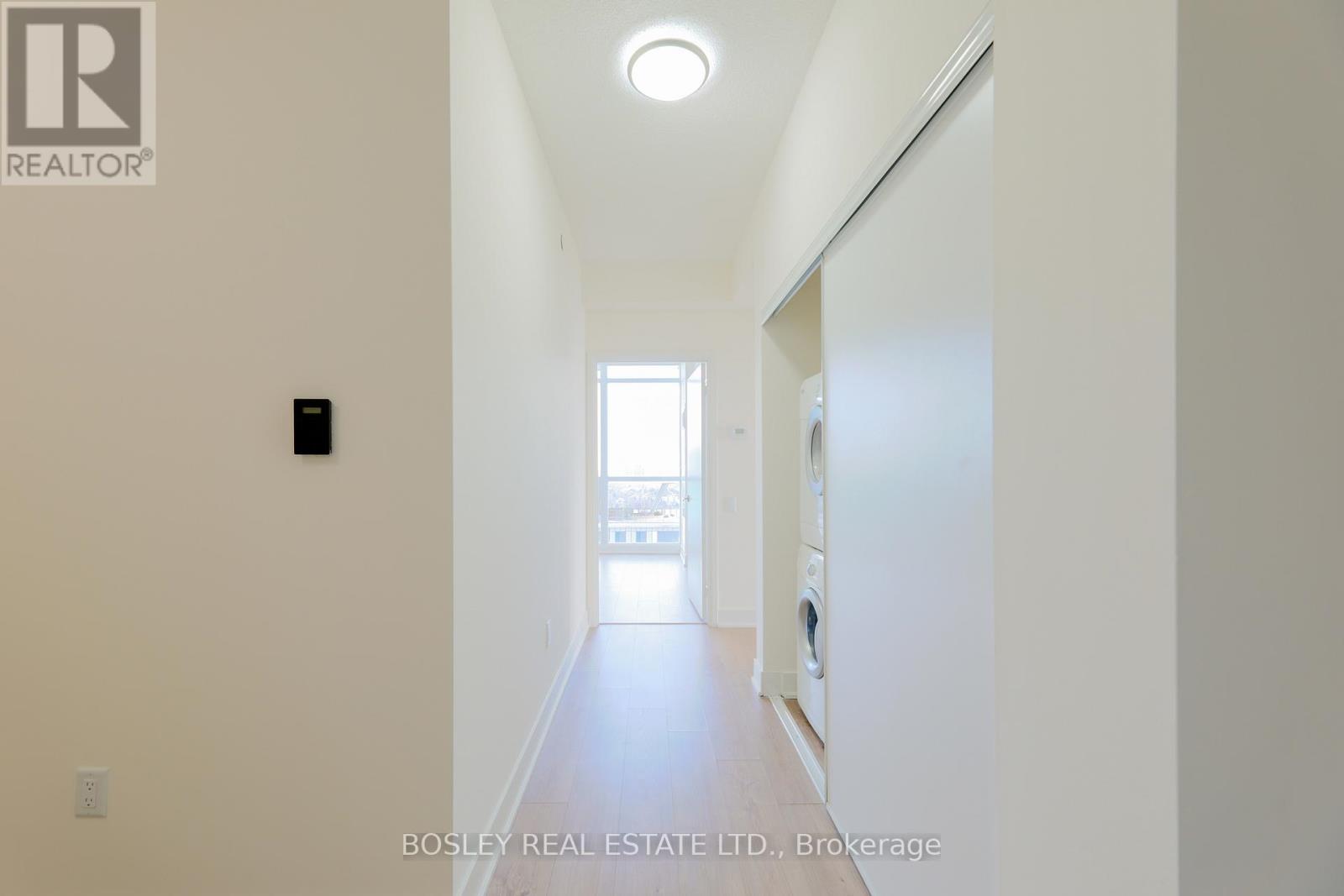 3308 - 30 Roehampton Avenue, Toronto, Ontario  M4P 0B9 - Photo 3 - C12672618