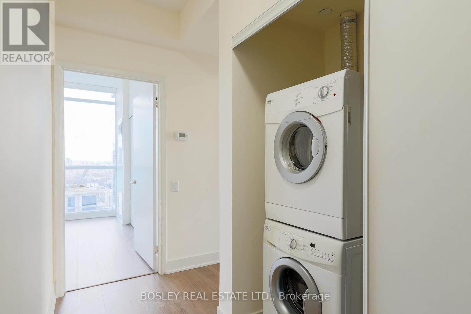 3308 - 30 Roehampton Avenue, Toronto, Ontario  M4P 0B9 - Photo 5 - C12672618