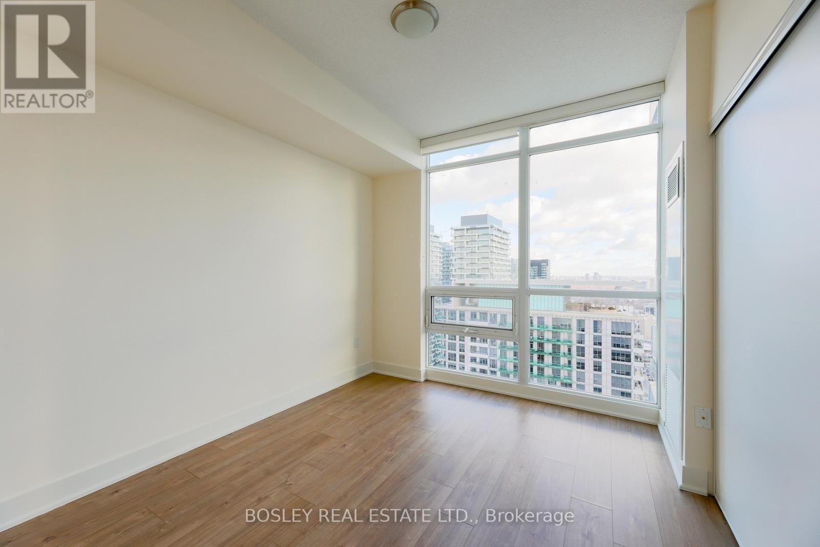 3308 - 30 Roehampton Avenue, Toronto, Ontario  M4P 0B9 - Photo 6 - C12672618