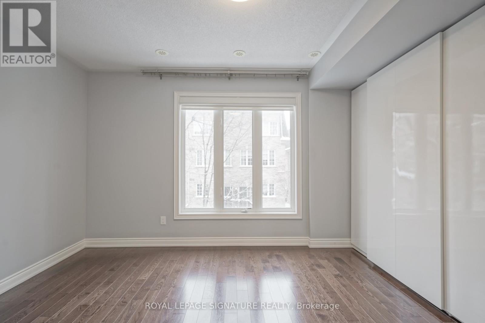 9 Johnson Farm Lane, Toronto, Ontario  M2N 0G6 - Photo 20 - C12672626