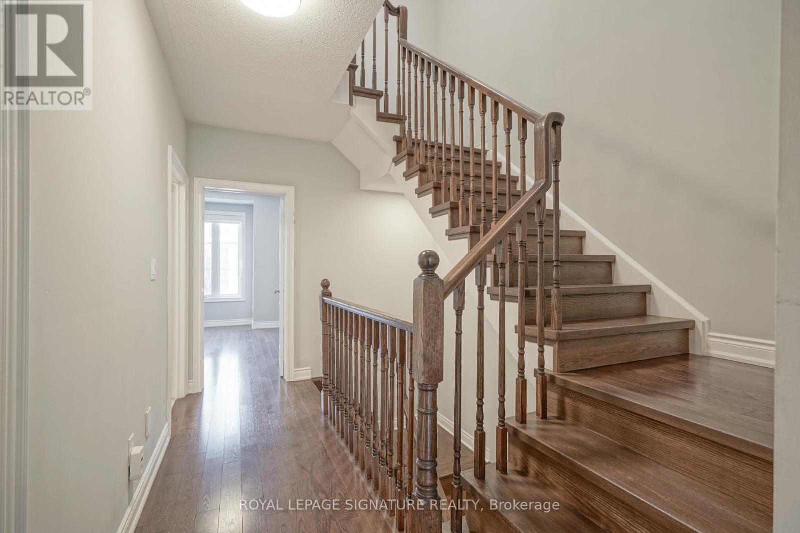 9 Johnson Farm Lane, Toronto, Ontario  M2N 0G6 - Photo 23 - C12672626