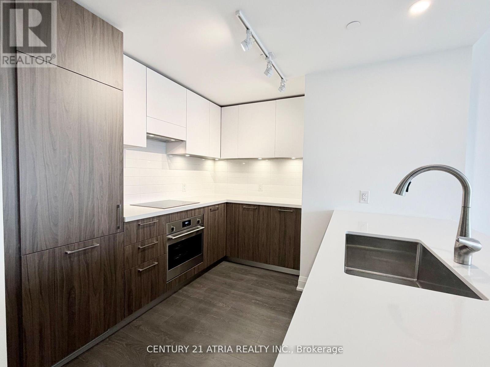 1003 - 33 Frederick Todd Way, Toronto, Ontario  M4G 0C9 - Photo 7 - C12672670