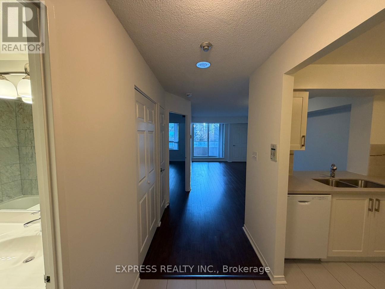 406 - 18 HILLCREST AVENUE, Toronto, Ontario