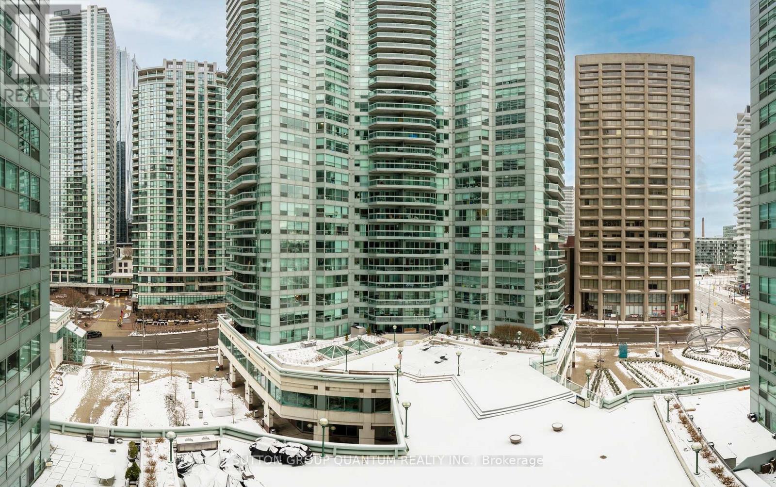 814 - 10 Queens Quay W, Toronto, Ontario  M5J 2R9 - Photo 25 - C12672732