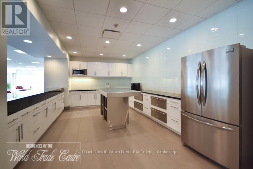 814 - 10 Queens Quay W, Toronto, Ontario  M5J 2R9 - Photo 45 - C12672732