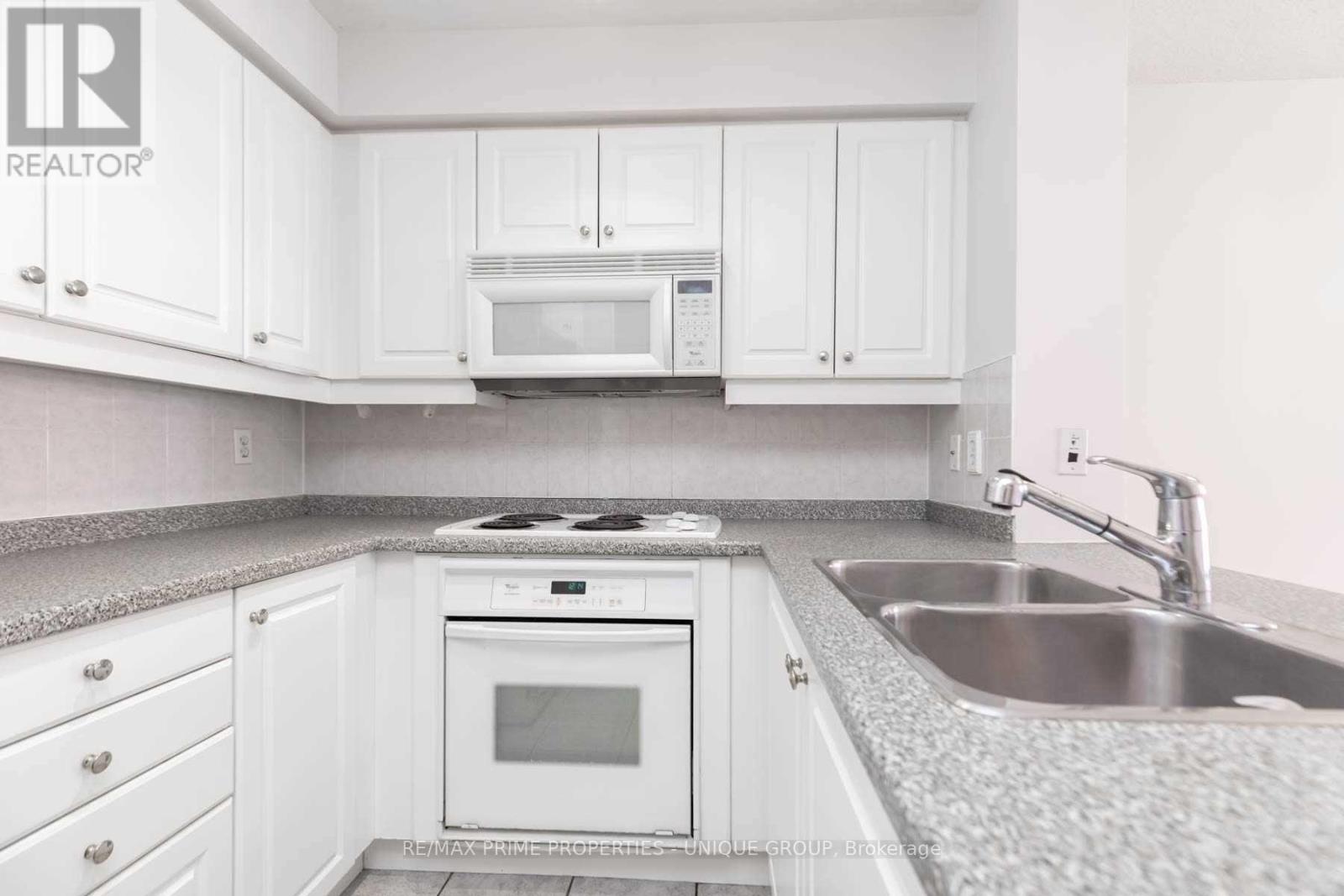 314 - 18 Wanless Avenue, Toronto, Ontario  M4N 3R9 - Photo 9 - C12672782