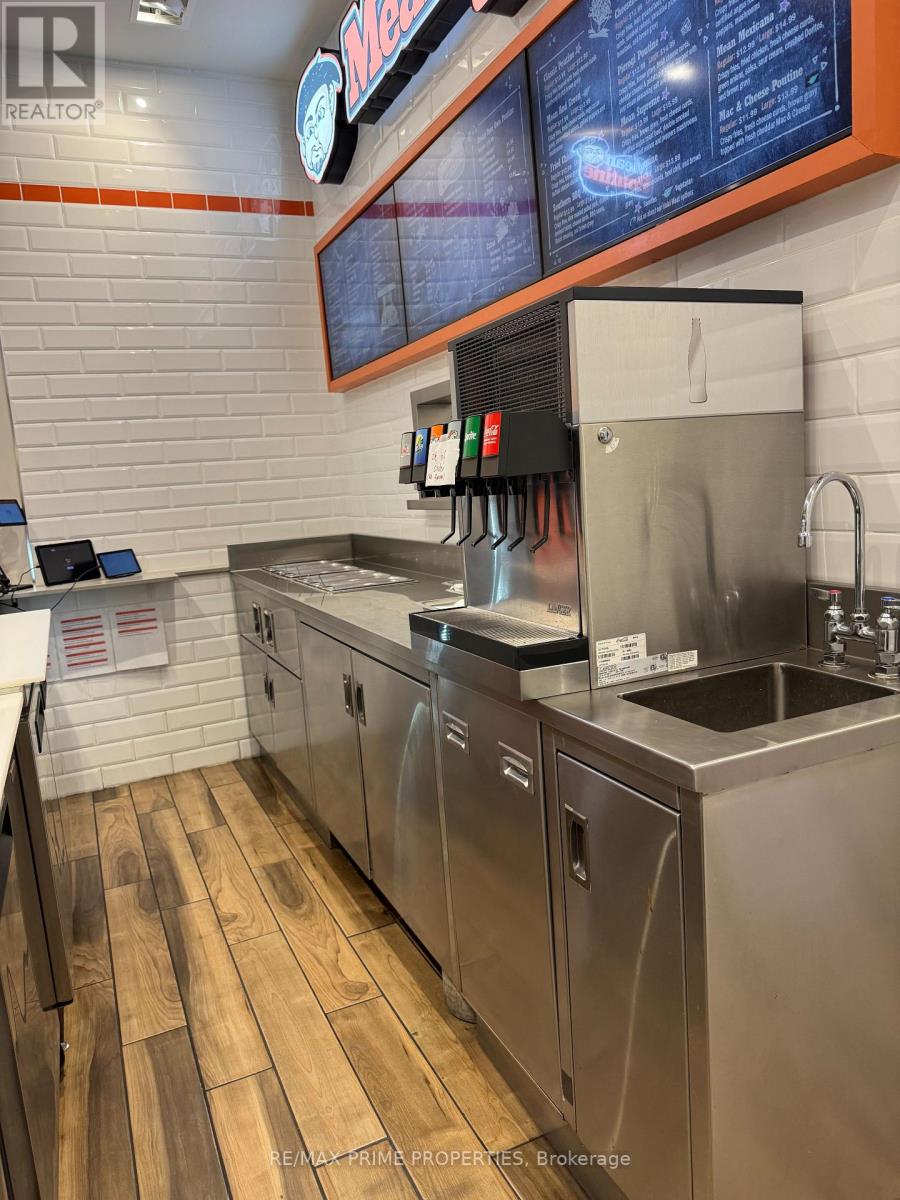 204 - 4841 Yonge Street, Toronto, Ontario  M2N 5X2 - Photo 6 - C12672822