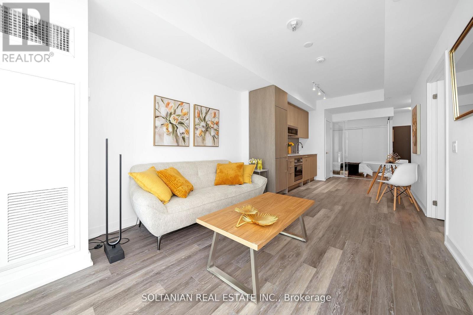 320 - 250 Lawrence Avenue W, Toronto, Ontario  M5M 1B1 - Photo 1 - C12672850