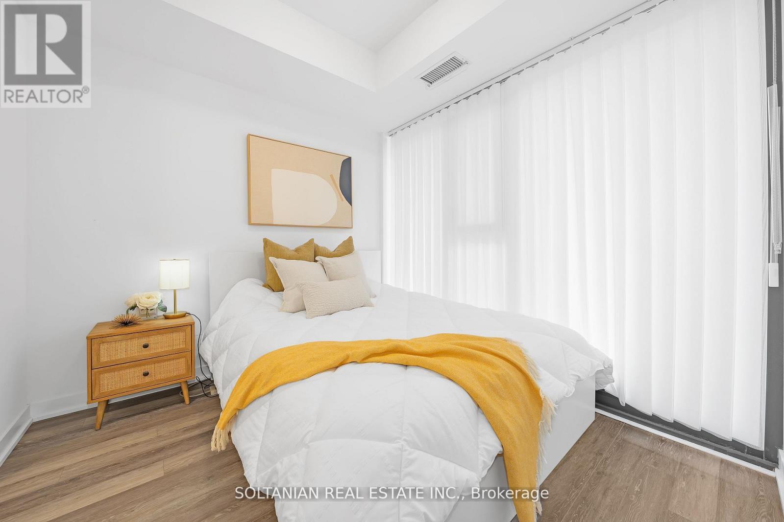 320 - 250 Lawrence Avenue W, Toronto, Ontario  M5M 1B1 - Photo 10 - C12672850