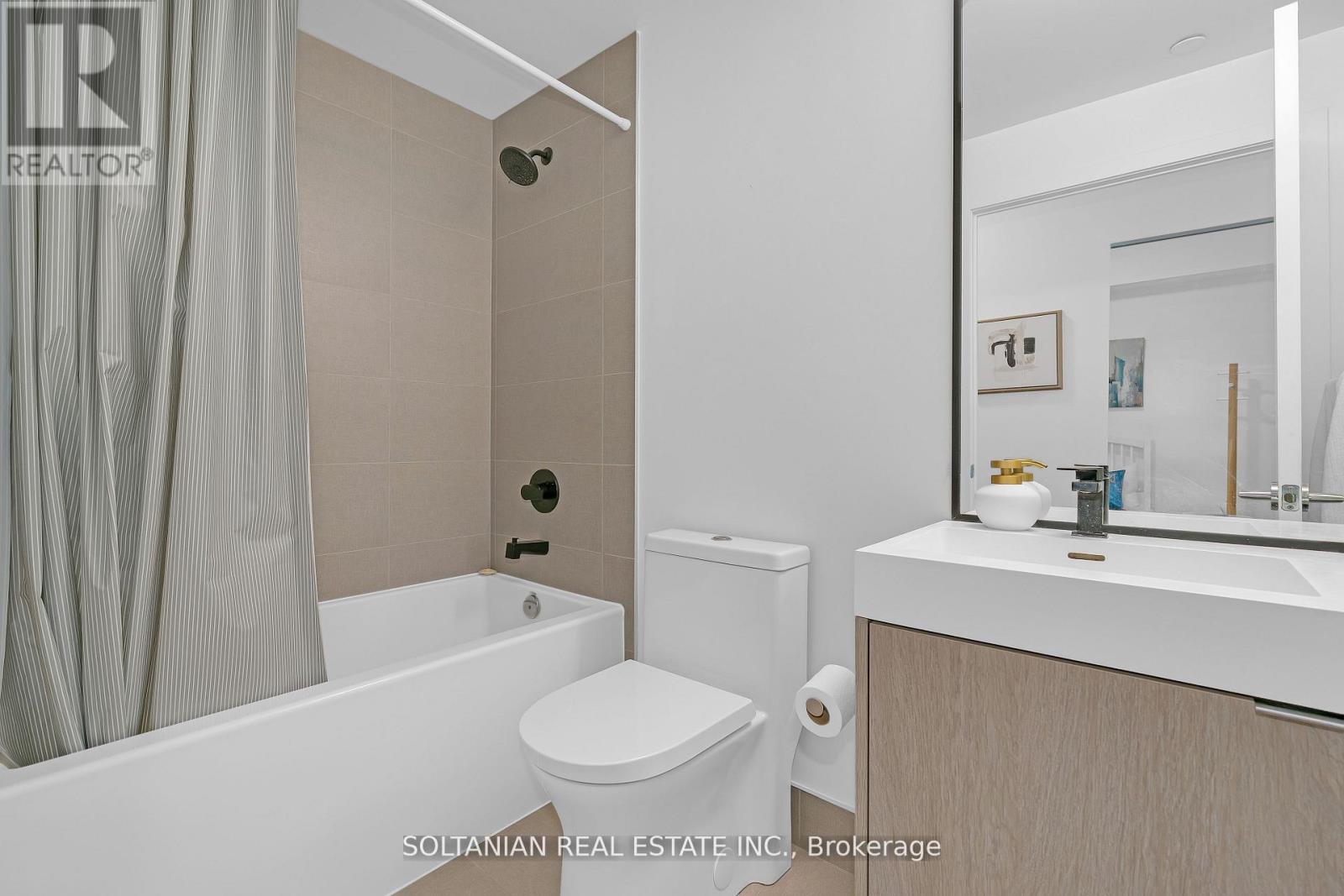 320 - 250 Lawrence Avenue W, Toronto, Ontario  M5M 1B1 - Photo 14 - C12672850