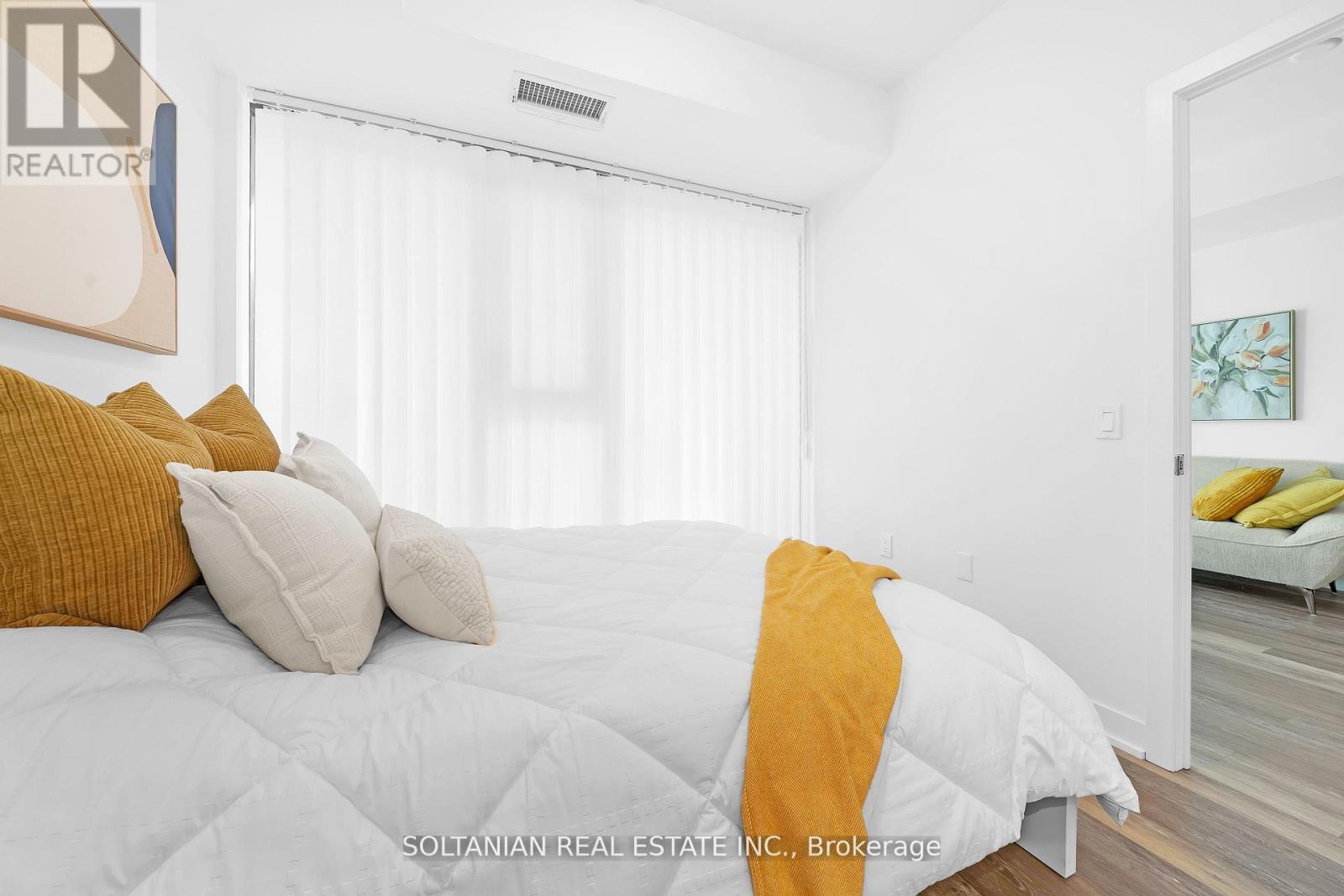 320 - 250 Lawrence Avenue W, Toronto, Ontario  M5M 1B1 - Photo 16 - C12672850