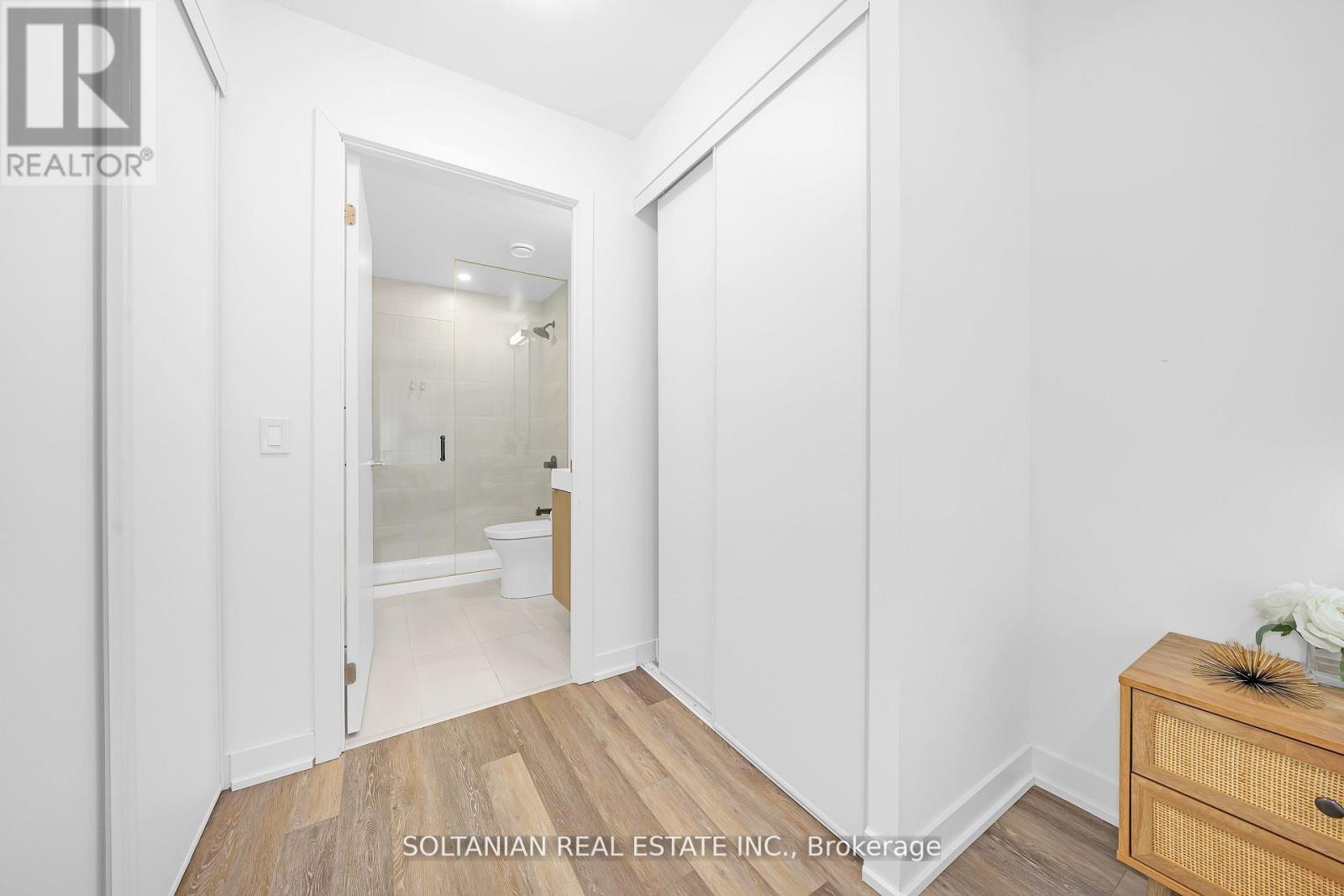 320 - 250 Lawrence Avenue W, Toronto, Ontario  M5M 1B1 - Photo 18 - C12672850