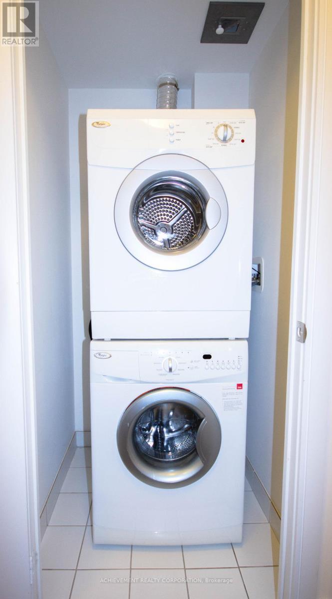 2704 - 255 Village Green Square, Toronto, Ontario  M1S 0L7 - Photo 14 - E12672752