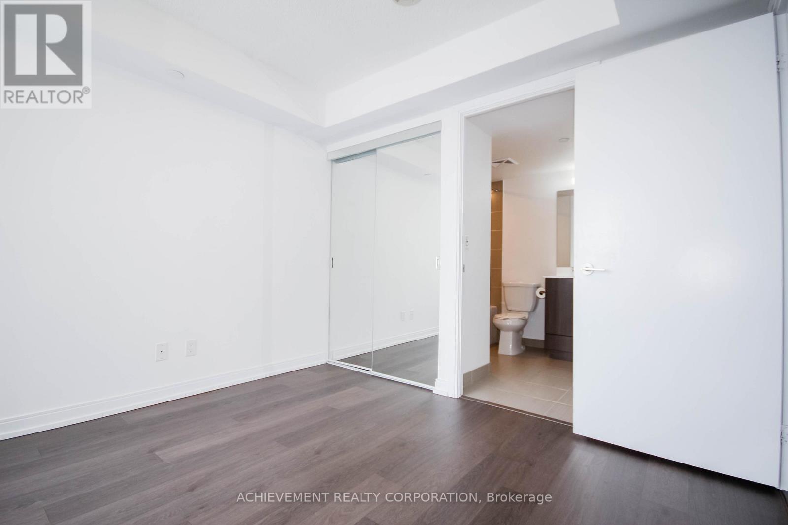 2704 - 255 Village Green Square, Toronto, Ontario  M1S 0L7 - Photo 9 - E12672752