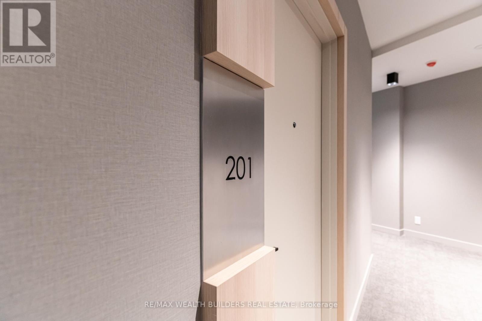 201 - 1050 Eastern Avenue, Toronto, Ontario  M4L 0B7 - Photo 13 - E12672776