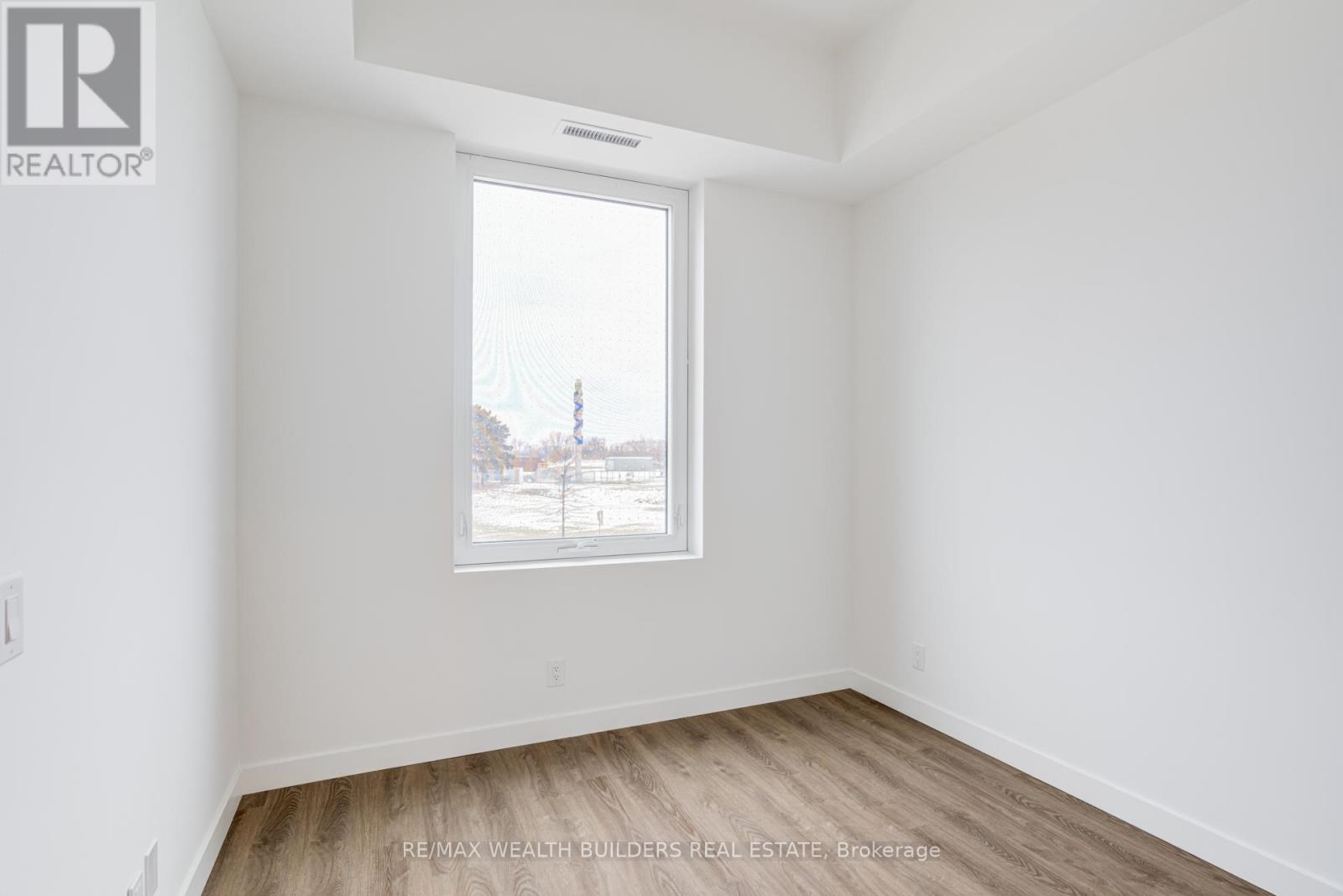 201 - 1050 Eastern Avenue, Toronto, Ontario  M4L 0B7 - Photo 23 - E12672776