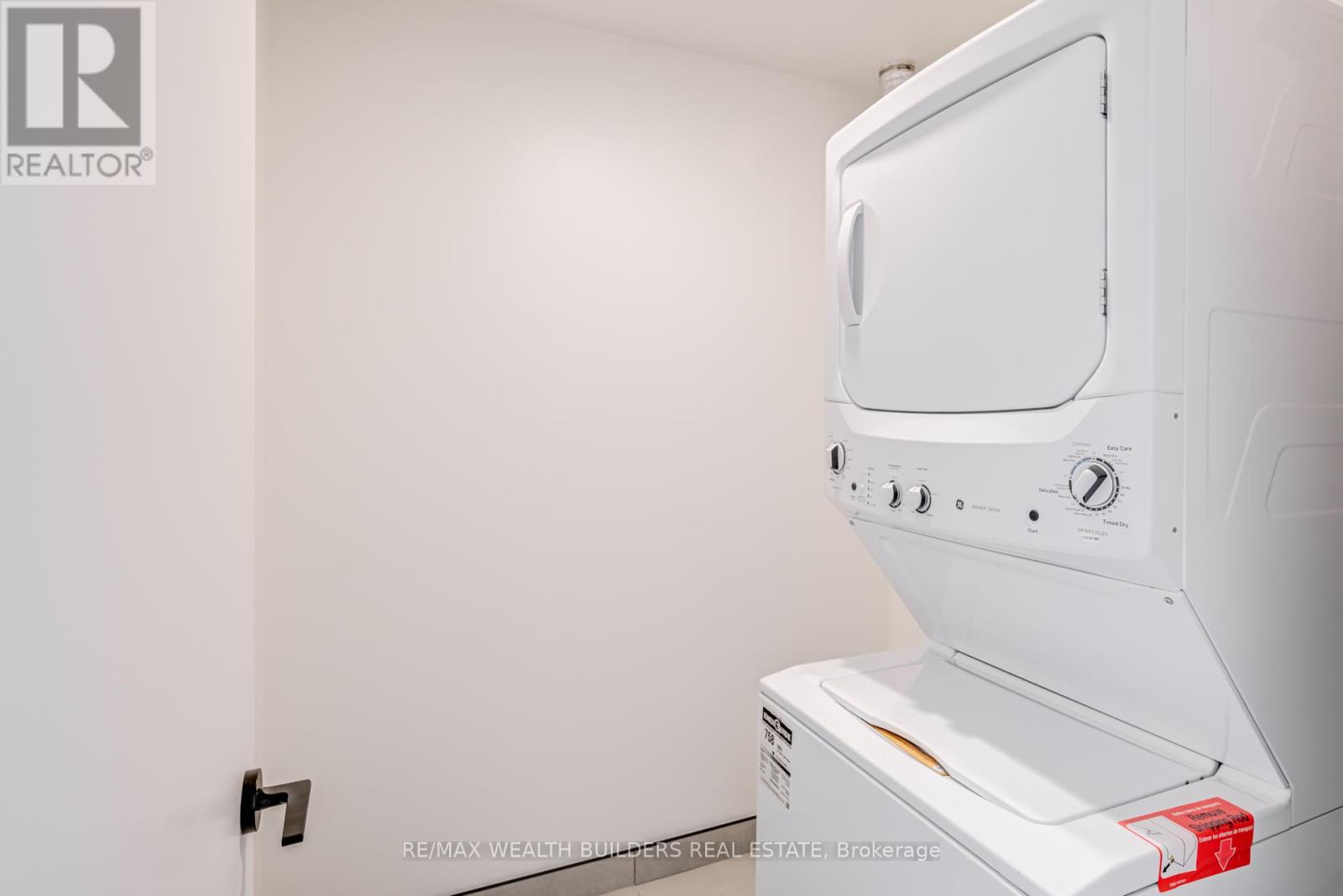 201 - 1050 Eastern Avenue, Toronto, Ontario  M4L 0B7 - Photo 31 - E12672776