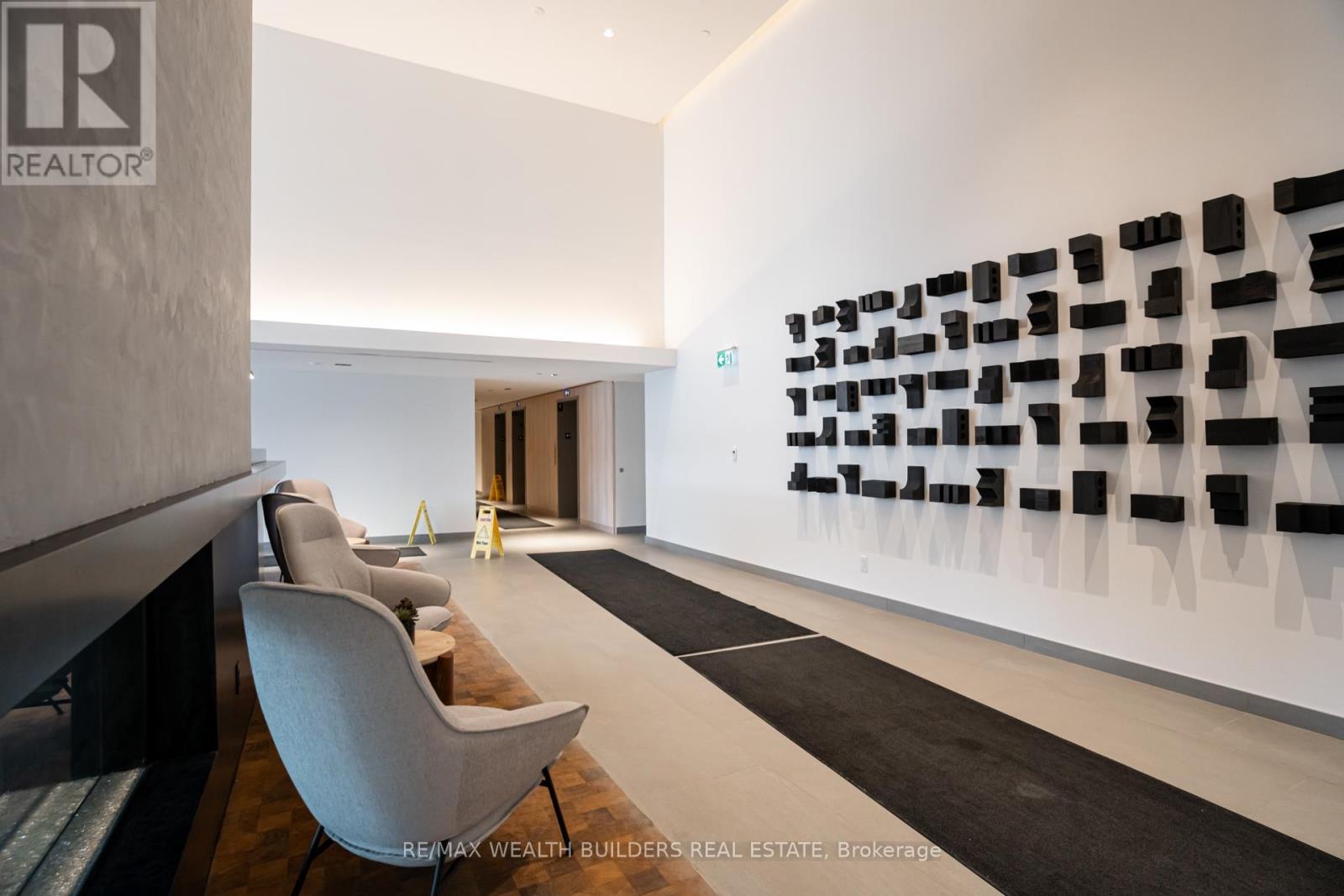 201 - 1050 Eastern Avenue, Toronto, Ontario  M4L 0B7 - Photo 8 - E12672776