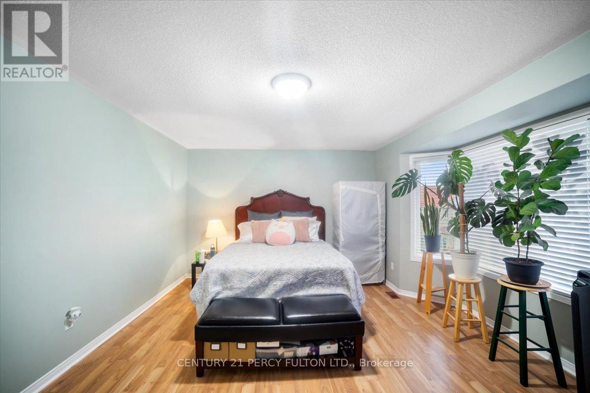 8 Boulderbrook Drive, Toronto, Ontario  M1X 2B9 - Photo 19 - E12672830