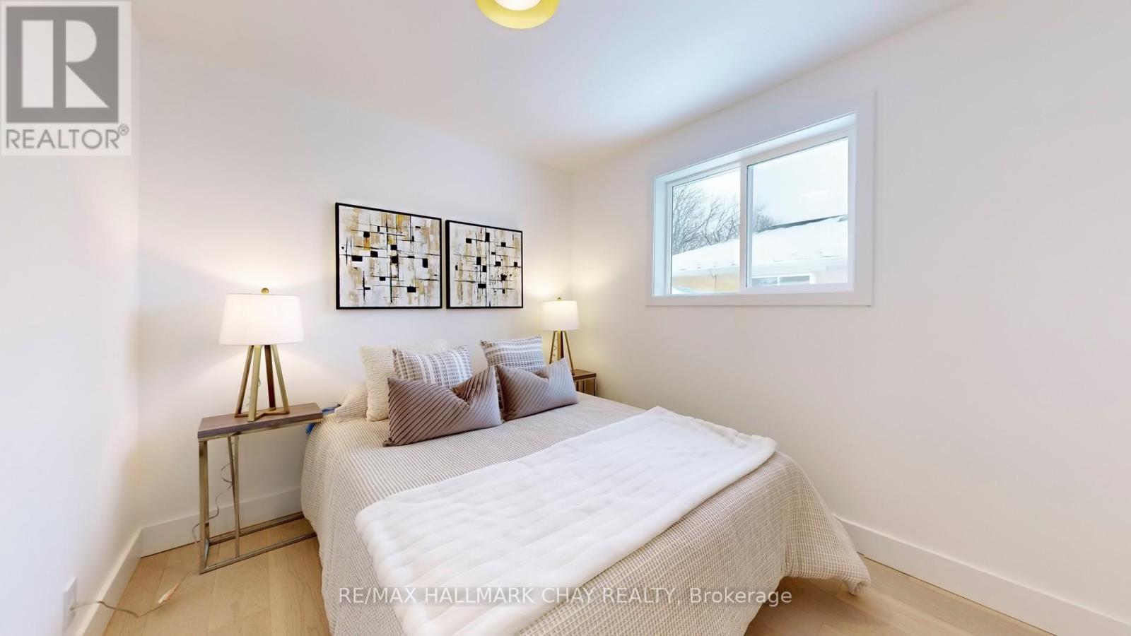 3 Davidson Road, Aurora, Ontario  L4G 2A9 - Photo 14 - N12672604